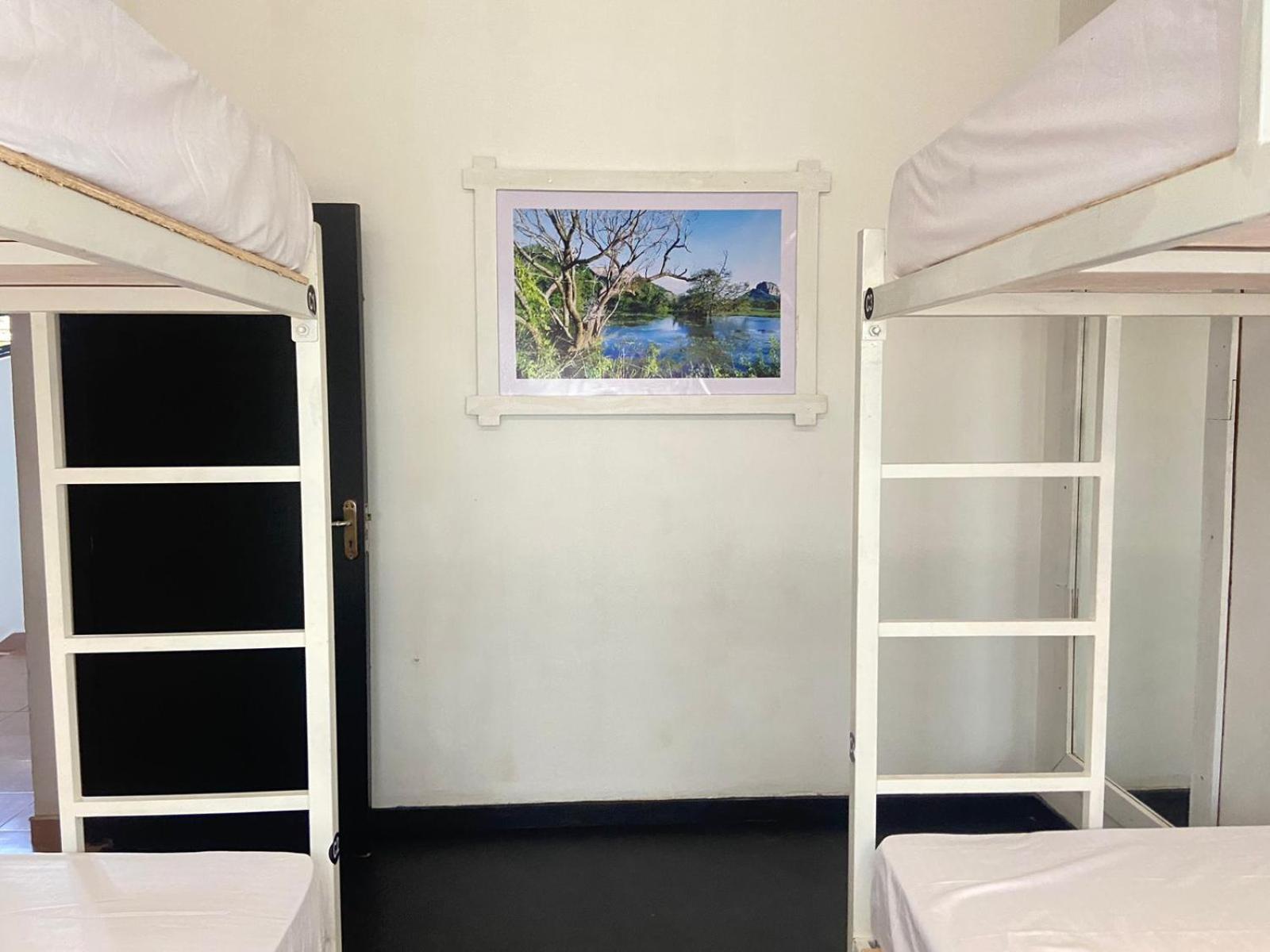 Hiricurry Hostel & Restaurant Діквелла Екстер'єр фото